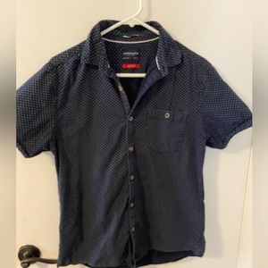 men’s shirt